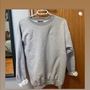 Hanes crewneck sweater